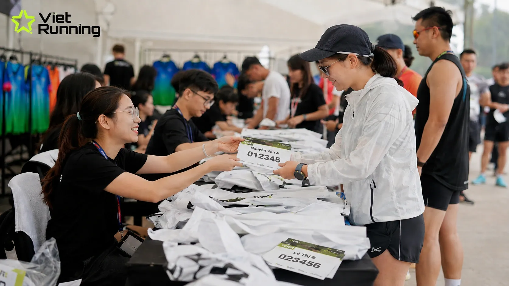 Khu vực nhận BIB tại race expo ở Việt Nam