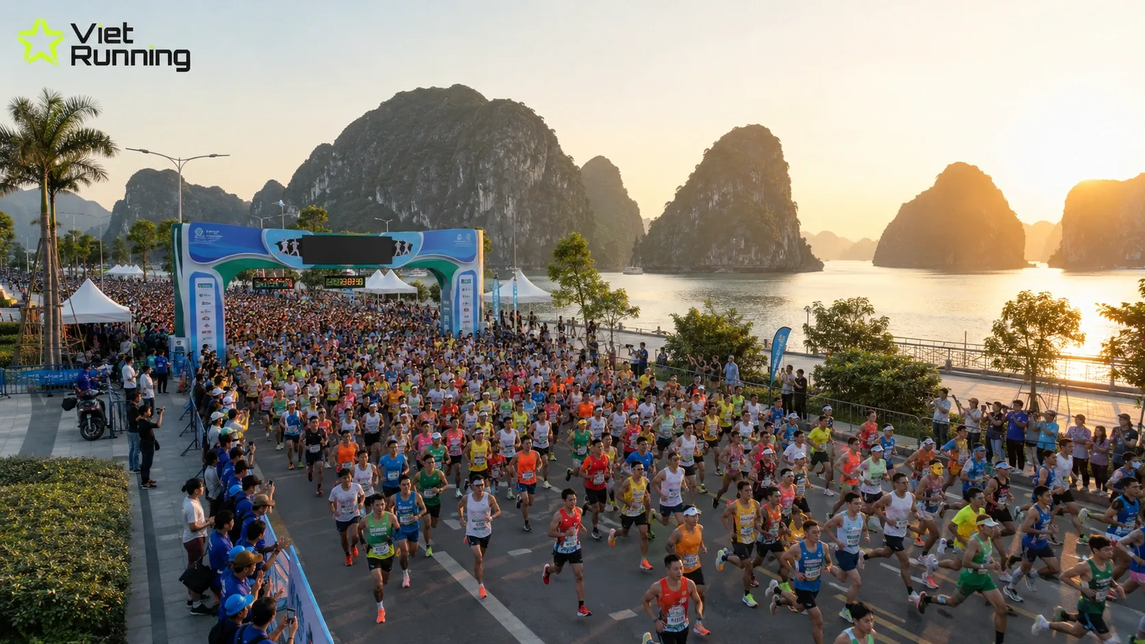 Toàn cảnh giải chạy marathon ven biển Hạ Long với đông đảo vận động viên trên cung đường sát vịnh Toàn cảnh giải chạy marathon ven biển Hạ Long với đông đảo vận động viên trên cung đường sát vịnh